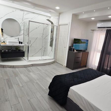 Ferienwohnung Wonder House Mirabella Imbaccari Exterior foto